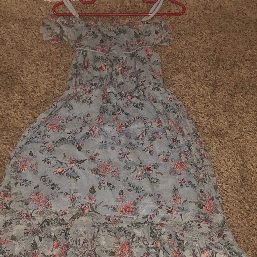 Flowy light blue flower dress
